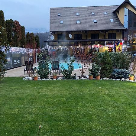Pensiunea Alfrid Călimăneşti Eksteriør bilde