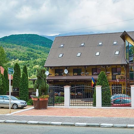 Pensiunea Alfrid Călimăneşti Eksteriør bilde